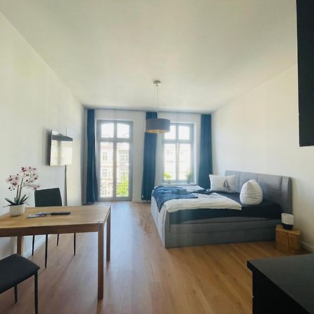 Innenstadt Refugium In Ruhiger Wasserlage+Balkon ไลป์ซิก ภายนอก รูปภาพ