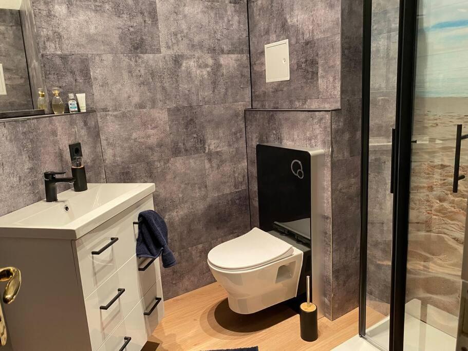 Innenstadt Refugium In Ruhiger Wasserlage+Balkon ไลป์ซิก ภายนอก รูปภาพ