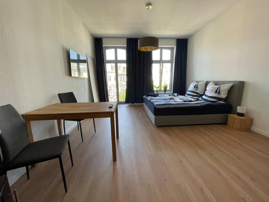 Innenstadt Refugium In Ruhiger Wasserlage+Balkon ไลป์ซิก ภายนอก รูปภาพ