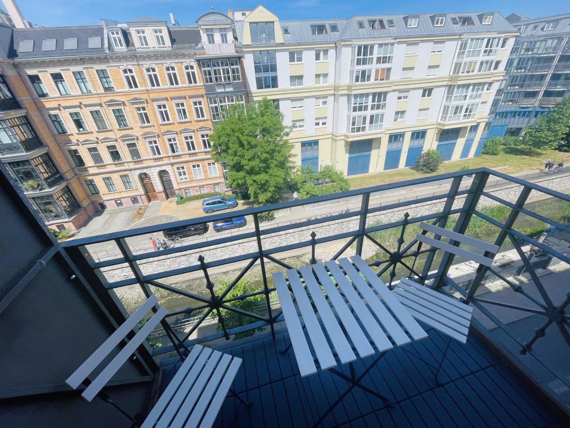 Innenstadt Refugium In Ruhiger Wasserlage+Balkon ไลป์ซิก ภายนอก รูปภาพ